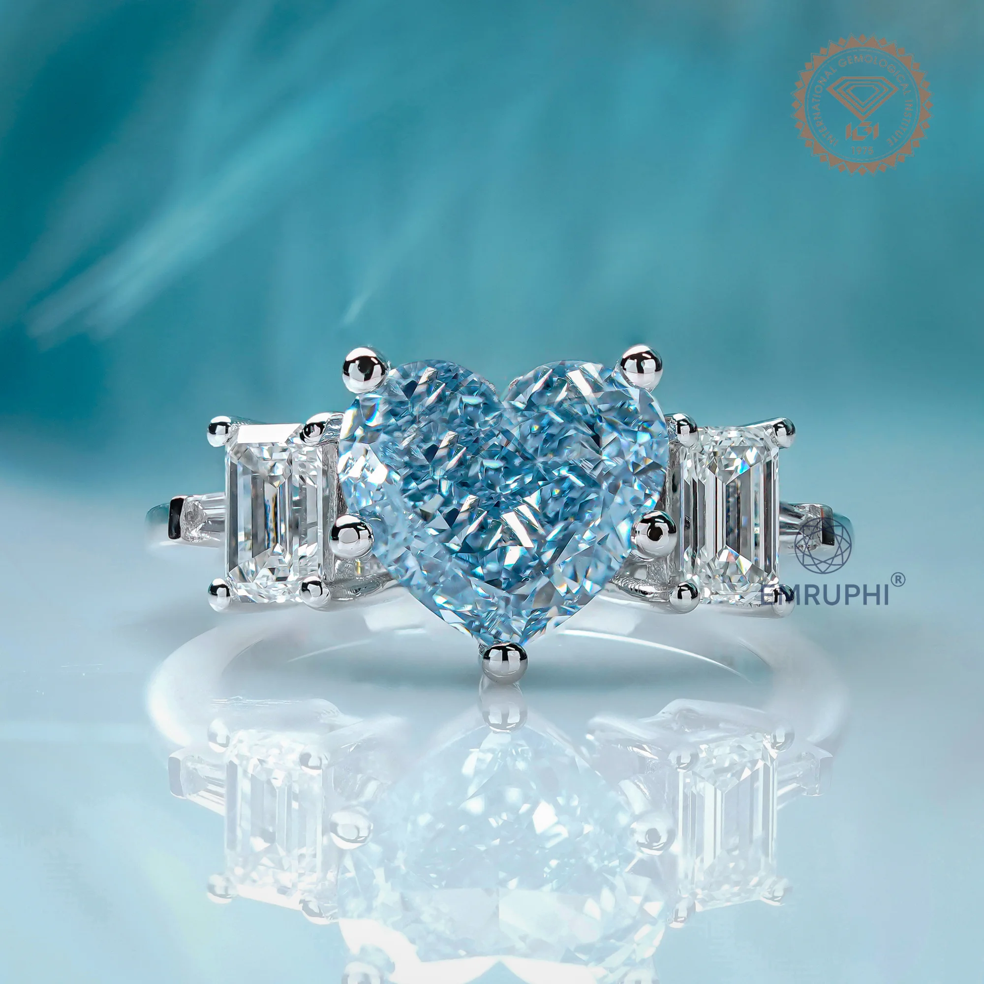 Jewelry That Tells Your Story in Sparkling Detail